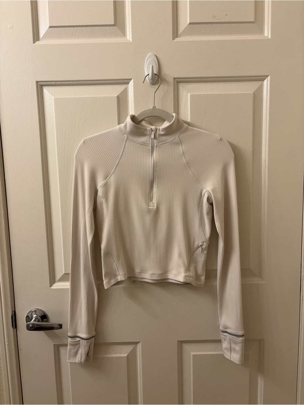 Lululemon Athletica It's Rulu Ribbed Cropped Half Zip in Light Vapor / Size 4